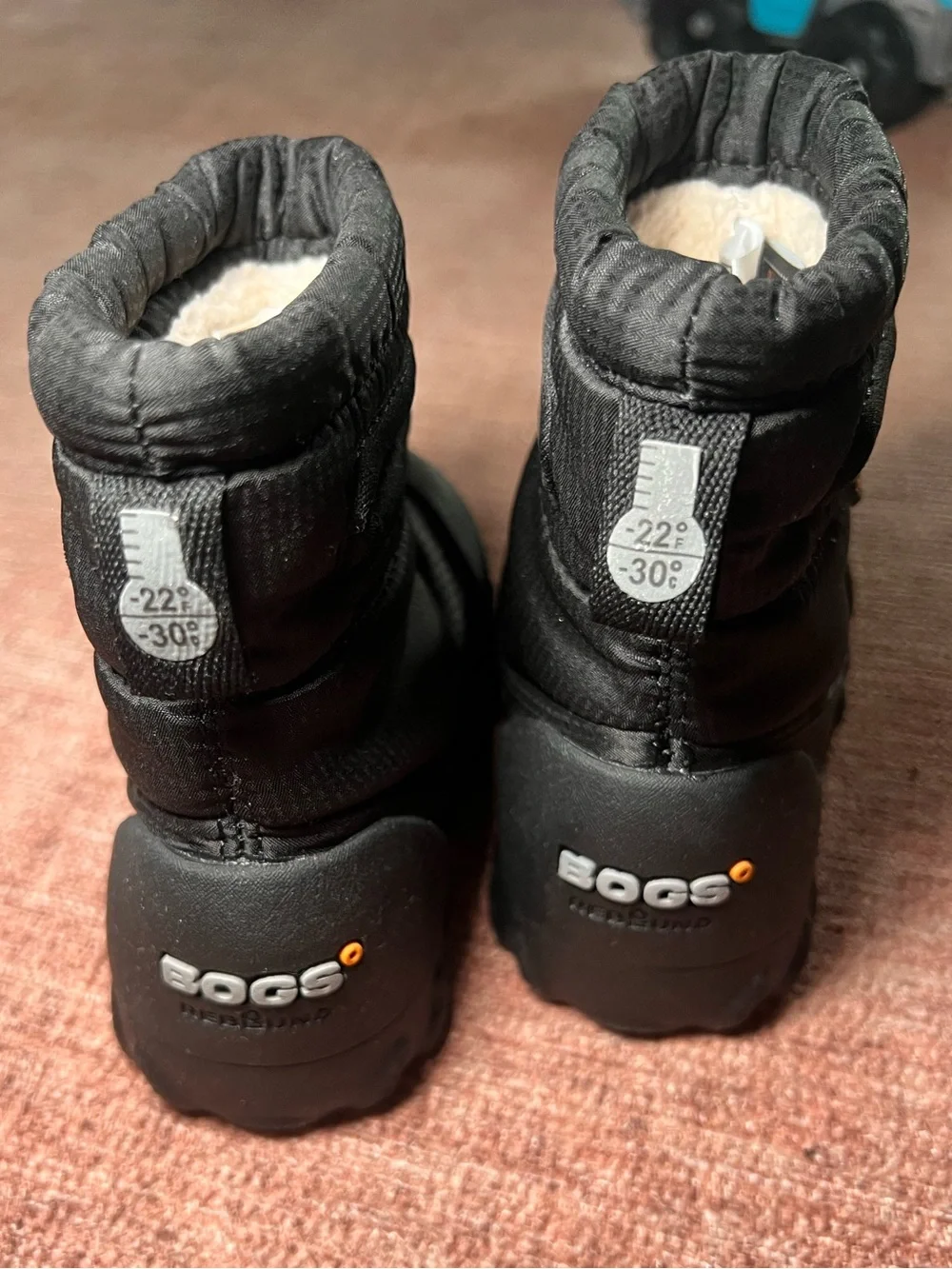 Bogs Kids Toddler Size 5 Black Insulated Waterproof Boots Winter Rain Snow